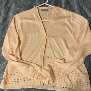 Lightweight sweater